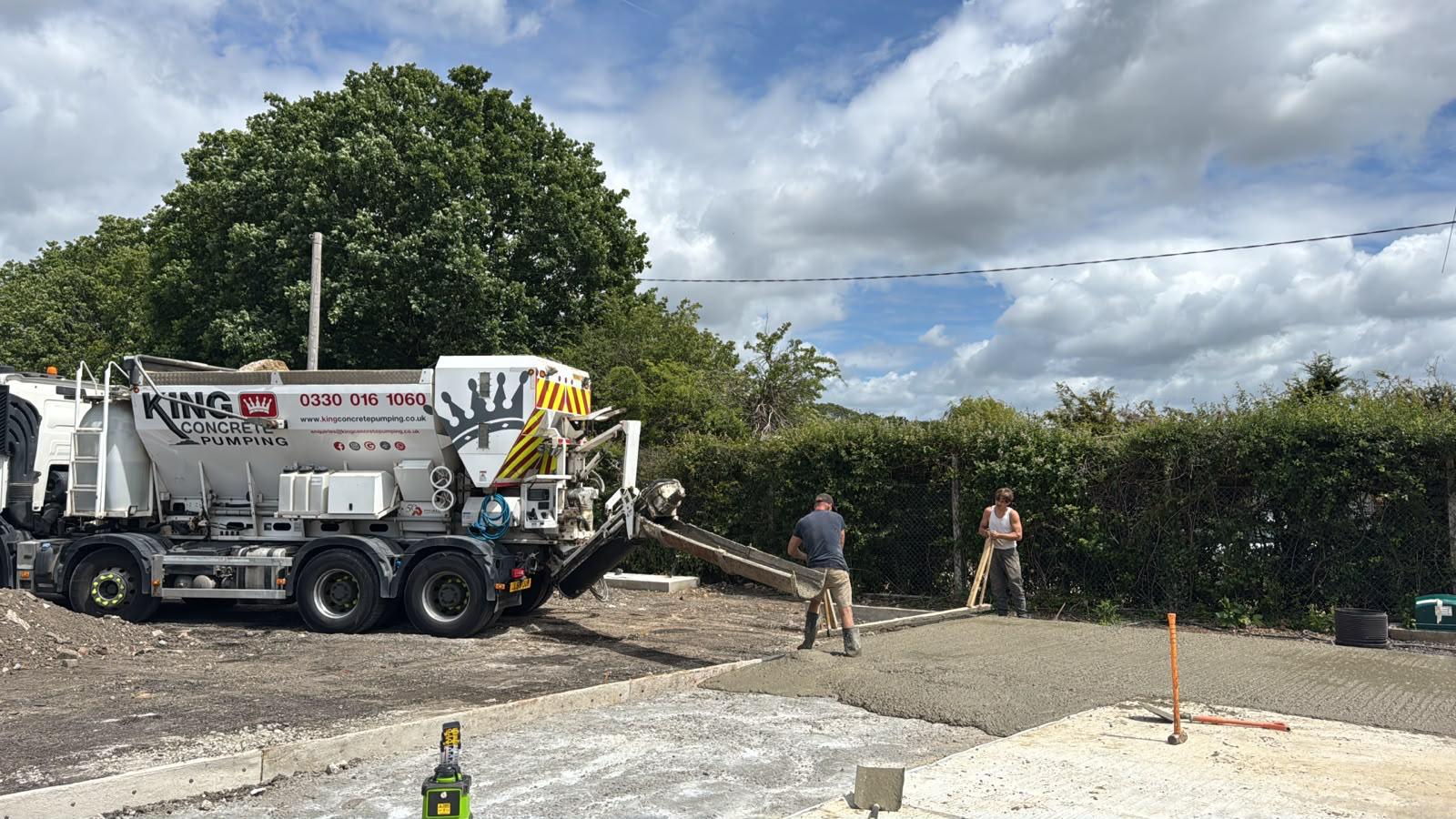 King Concrete Pumping crew placing concrete on a Wimbledon site